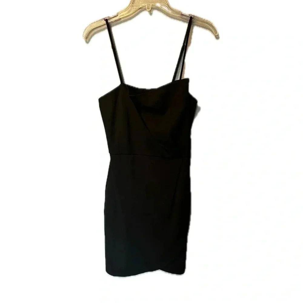 Lulu’s Drinks On Me Black Sleeveless Pleated Bodycon Dress Size Medium - Picture 3 of 7